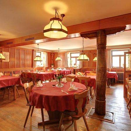 Gasthaus Zum Hirschen Oberrimsingen Luaran gambar